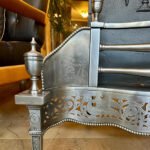 An English Antique Georgian Style Polished Steel Dog Grate Fire Grate - Image 5