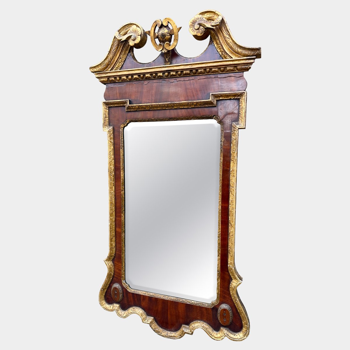 A Walnut And Giltwood George II Pier Mirror - Image 5