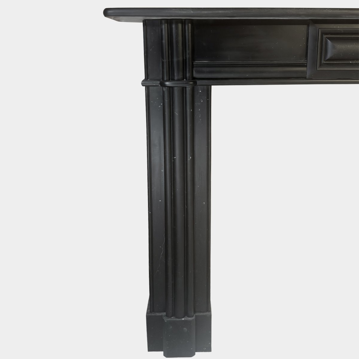 A Late 18th Century George III Irish Kilkenny Marble Fireplace - Image 4