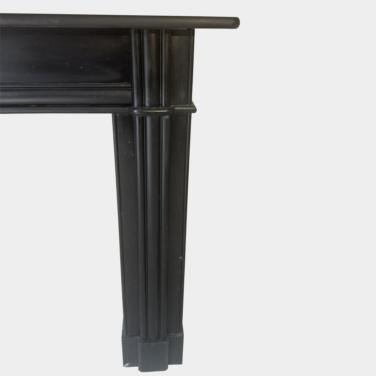 A Late 18th Century George III Irish Kilkenny Marble Fireplace - Image 5