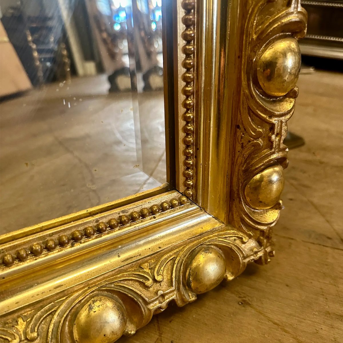 An Ornate Antique French Gold Gilt Mirror - Image 4